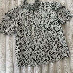 Zara Leopard Print Top Women’s US Size Small Like New